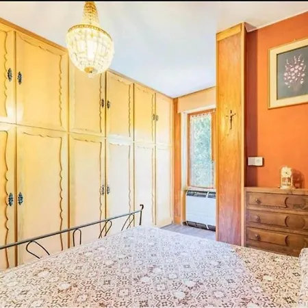 La Casa Di Sara Apartment *